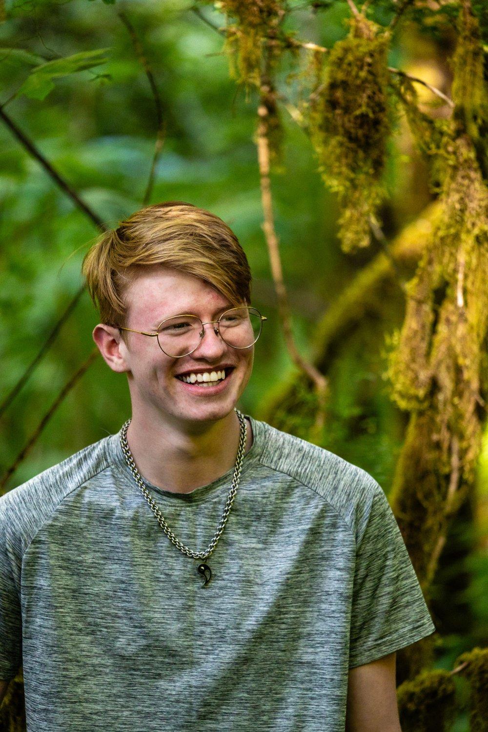 carousel-hero-element image-4